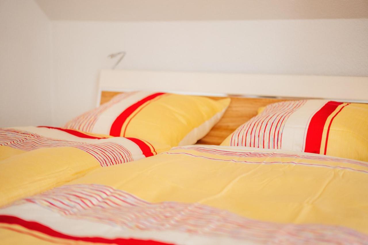 Grosse Wohnung - Boxspring - Rodelwiese - Balkon - 4 Personen Braunlage Bagian luar foto